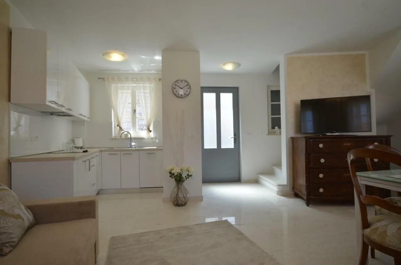 Holiday Home Dora Ровинь Апартаменты