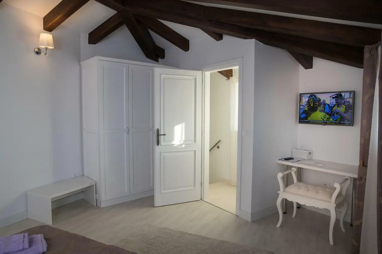 Holiday Home Dora Ровинь Апартаменты